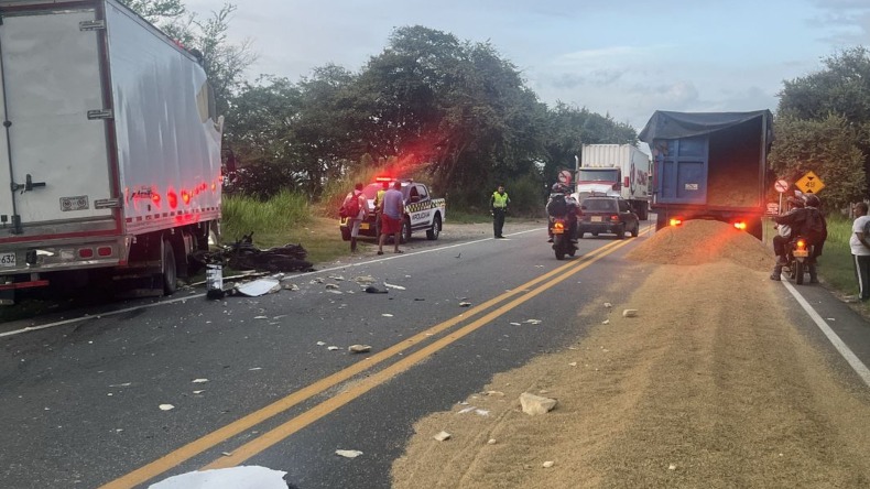Accidente en la vía Ibagué - Mariquita compromete a tres vehículos