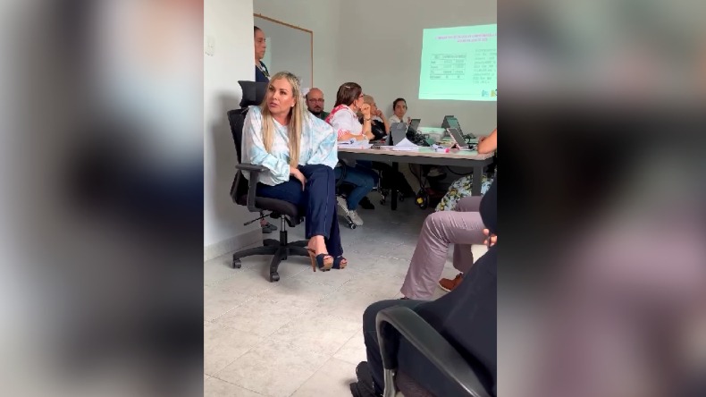 Nuevo regaño de la Alcaldesa de Ibagué a sus funcionarios en público