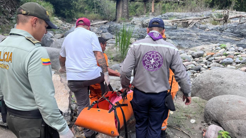 Madre e hija son halladas sin vida tras el desbordamiento del río Coello 