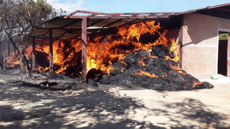 Voraz incendio consumió una bodega en Venadillo 