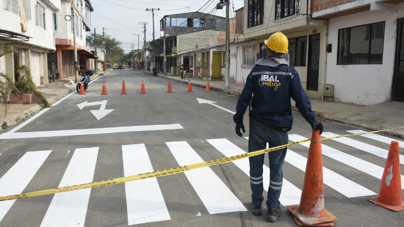 Alcaldía de Ibagué entregó calle pavimentada en la comuna Nueve