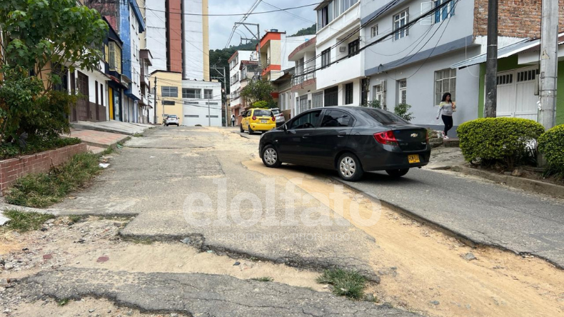 Vía en mal estado del barrio Belén de Ibagué será intervenida en octubre