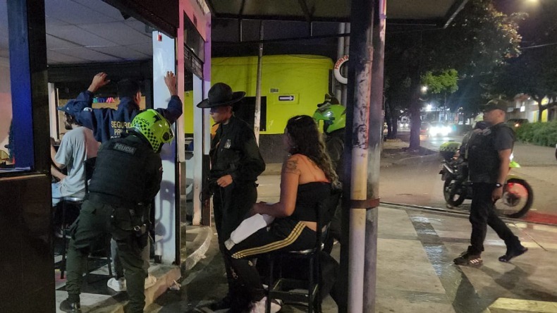 Por ‘bullosos’, cierran establecimientos nocturnos en Ibagué