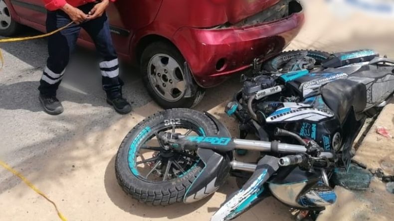 Quiso evitar multa por ‘pico y placa’, pero provocó grave accidente con tres heridos