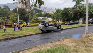 Qué se sabe del conductor que provocó la muerte de un peatón en el puente del Sena 