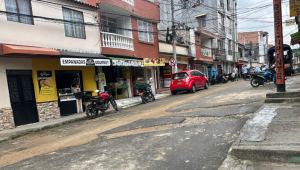 Más de cuatro años lleva dañada la vía de la salida de la Universidad de Ibagué