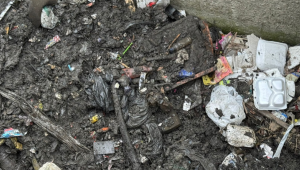 Cuatro toneladas de basura fueron retirados del canal de La Guabinal