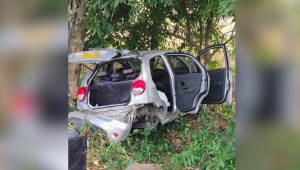 Vehículo pierde control y se accidenta en la vía Lérida - Venadillo 