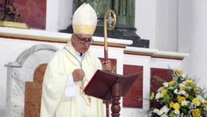 “No se trata de coger la clase de religión y botarla a la canasta de la basura”: Monseñor Roa