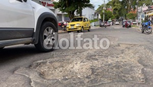 Denuncian 'cráteres' en calles del barrio Cádiz de Ibagué